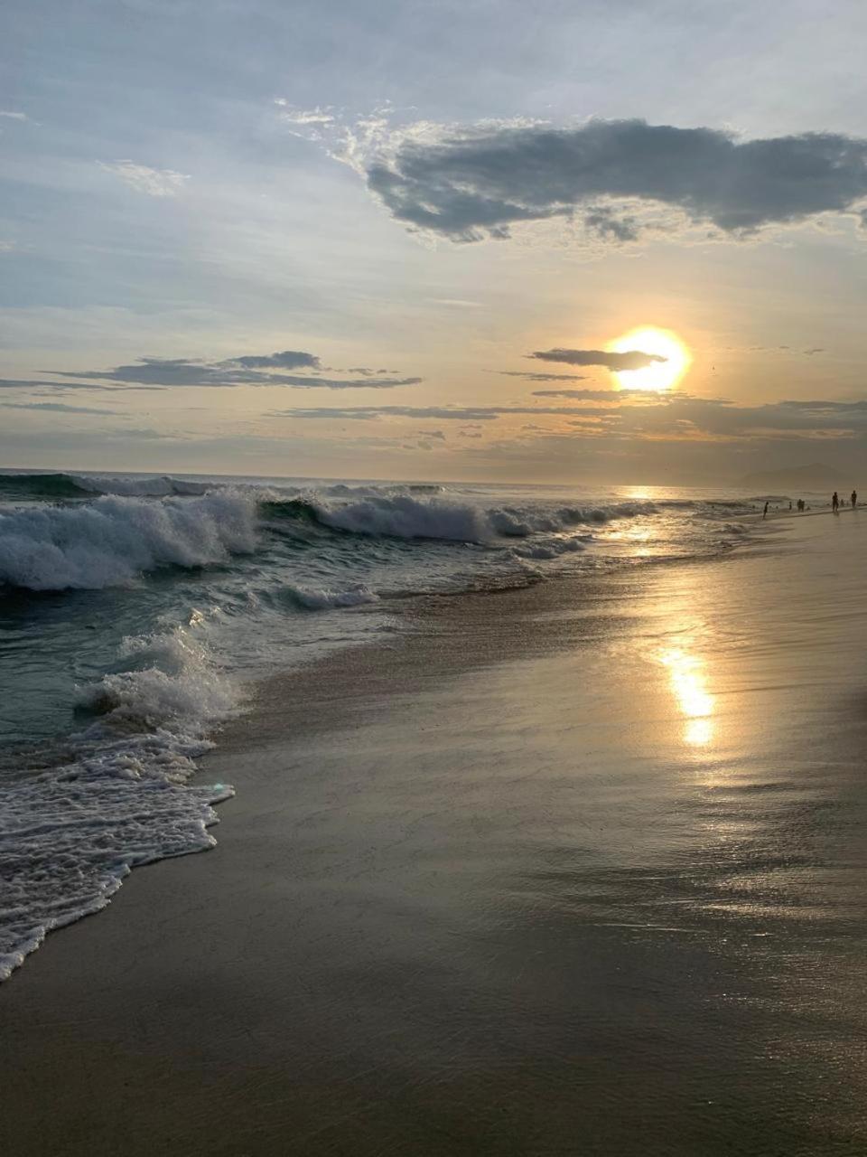 Lindo Apto No Melhor Lugar Da Barra Da Tijuca! Com Uma Vista De Tirar O Folego, Frente Para O Mar! Totalmente Equipado E Decorado Ao Lado Dos Melhores Hoteis E Quiosques Da Barra! Portaria 24H, Piscina, Sauna, Jacuzzi, Academia, Garagem, Wi-Fi, Lavan Rio de Janeiro Exteriér fotografie