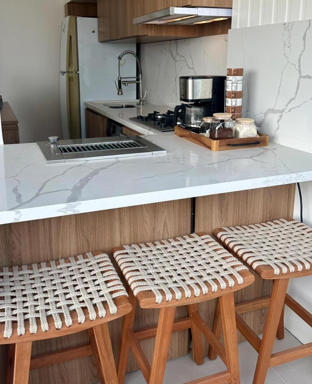 Lindo Apto No Melhor Lugar Da Barra Da Tijuca! Com Uma Vista De Tirar O Folego, Frente Para O Mar! Totalmente Equipado E Decorado Ao Lado Dos Melhores Hoteis E Quiosques Da Barra! Portaria 24H, Piscina, Sauna, Jacuzzi, Academia, Garagem, Wi-Fi, Lavan Rio de Janeiro Exteriér fotografie