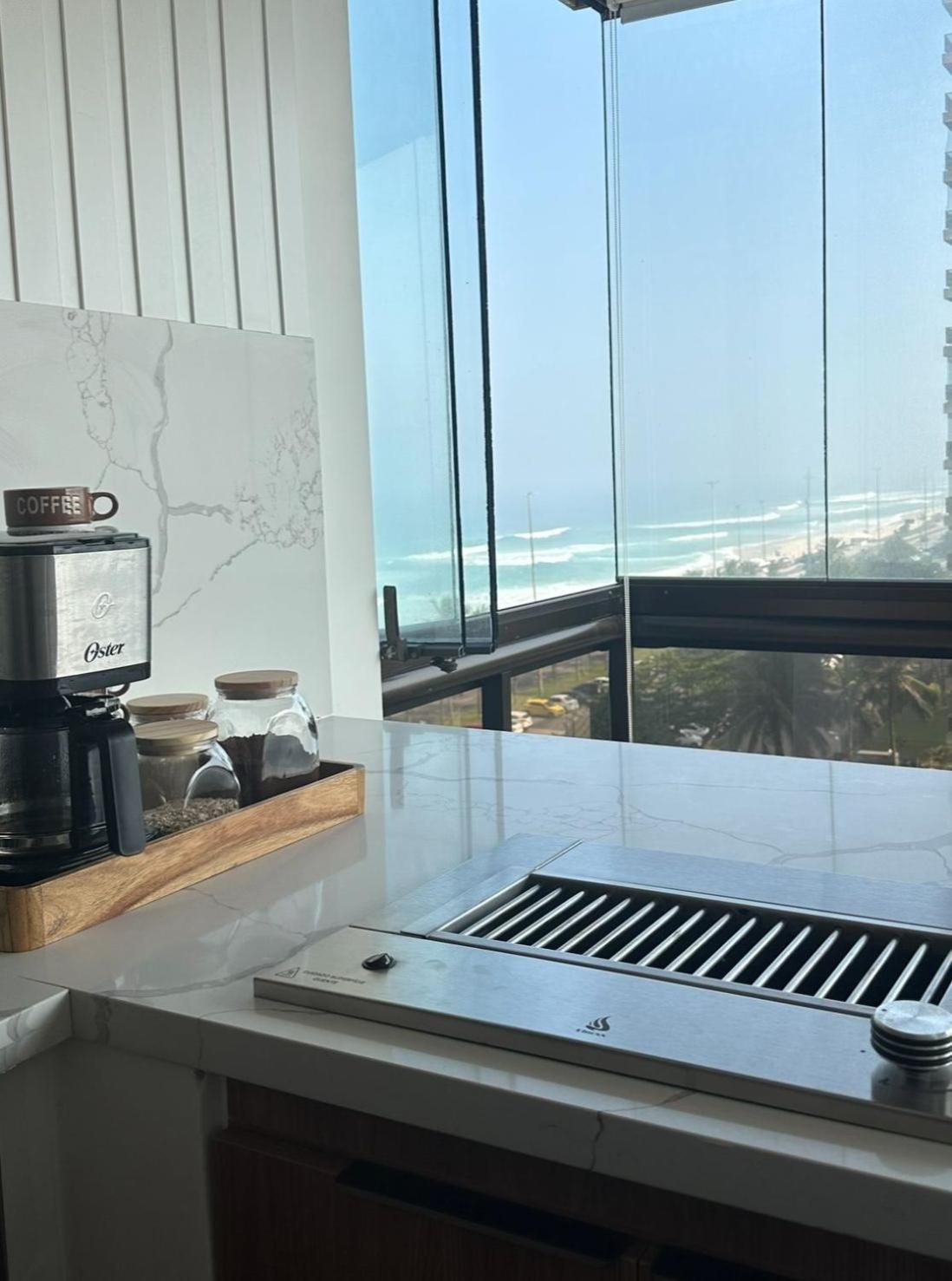 Lindo Apto No Melhor Lugar Da Barra Da Tijuca! Com Uma Vista De Tirar O Folego, Frente Para O Mar! Totalmente Equipado E Decorado Ao Lado Dos Melhores Hoteis E Quiosques Da Barra! Portaria 24H, Piscina, Sauna, Jacuzzi, Academia, Garagem, Wi-Fi, Lavan Rio de Janeiro Exteriér fotografie